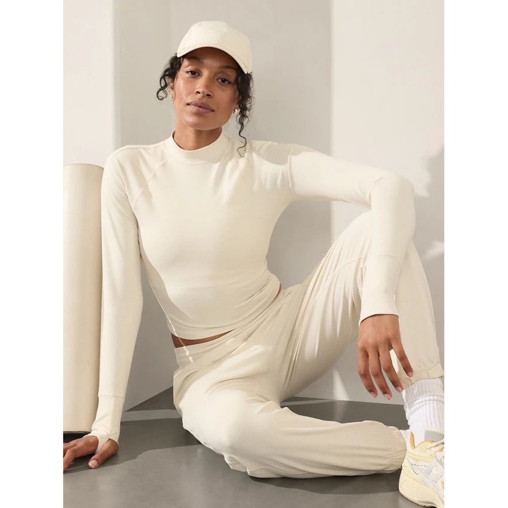 Athleta SoftLuxe Mock Neck Cropped Long Sleeve Top Ivory Medium